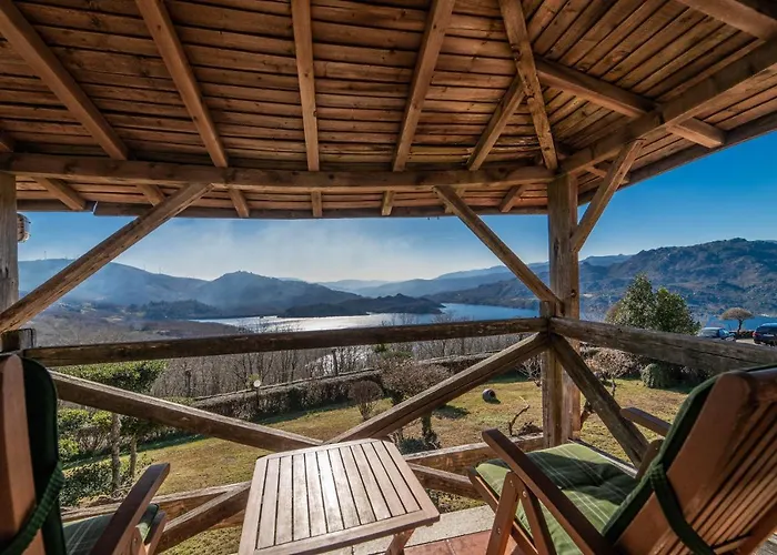 Vista Bela Do Geres ホテル Outeiro